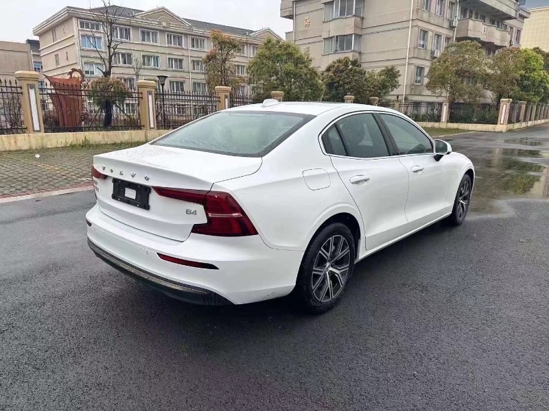 嘉興23年沃爾沃S60L9