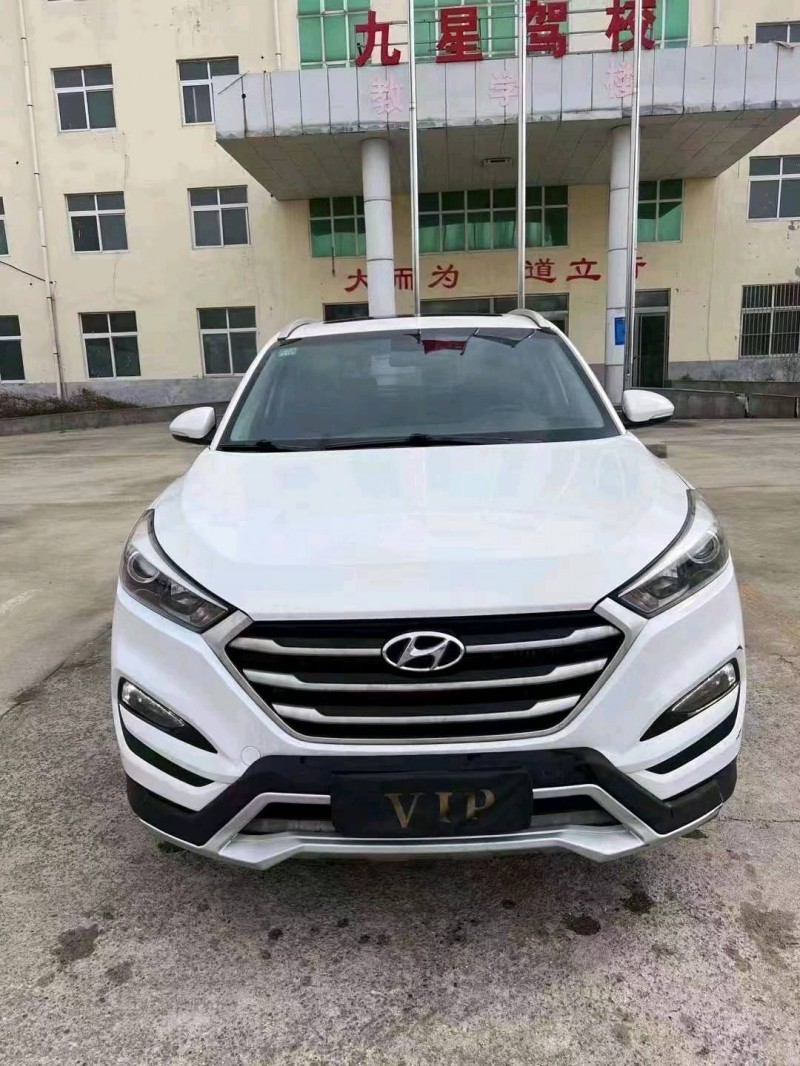 济宁16年现代途胜1