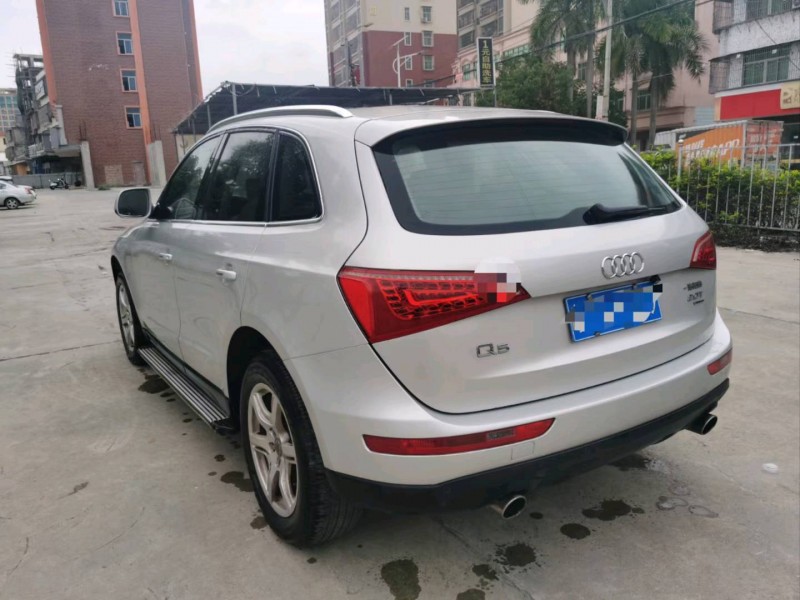 广州10年奥迪Q59