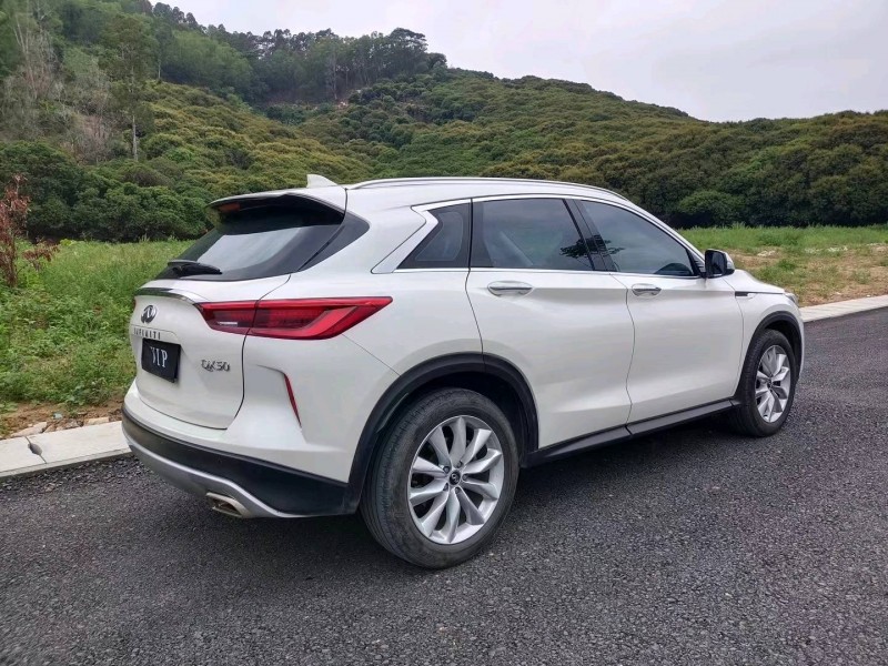 东莞19年英菲尼迪QX502