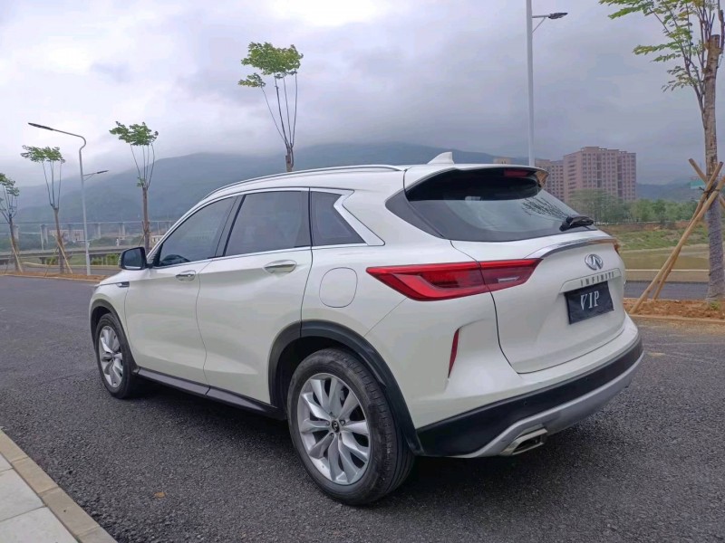 东莞19年英菲尼迪QX506