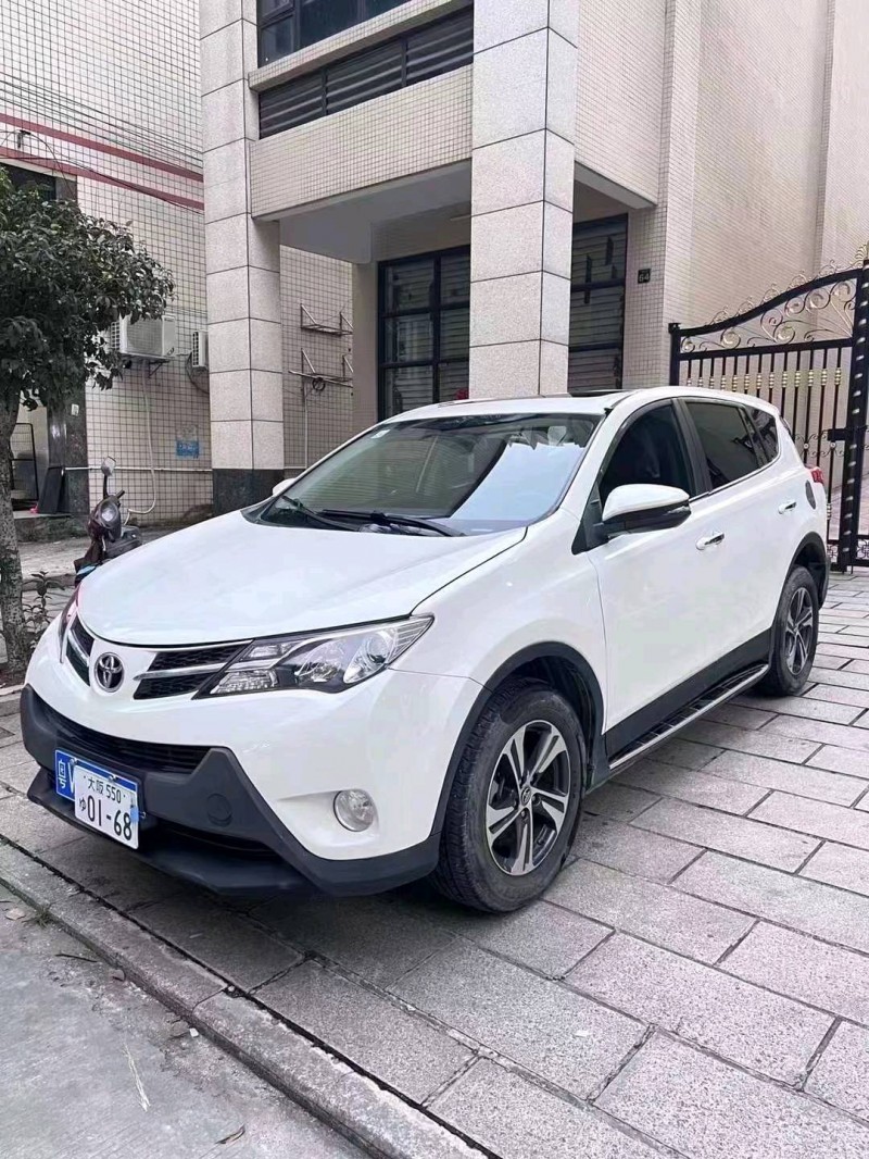 珠海16年丰田RAV4荣放3