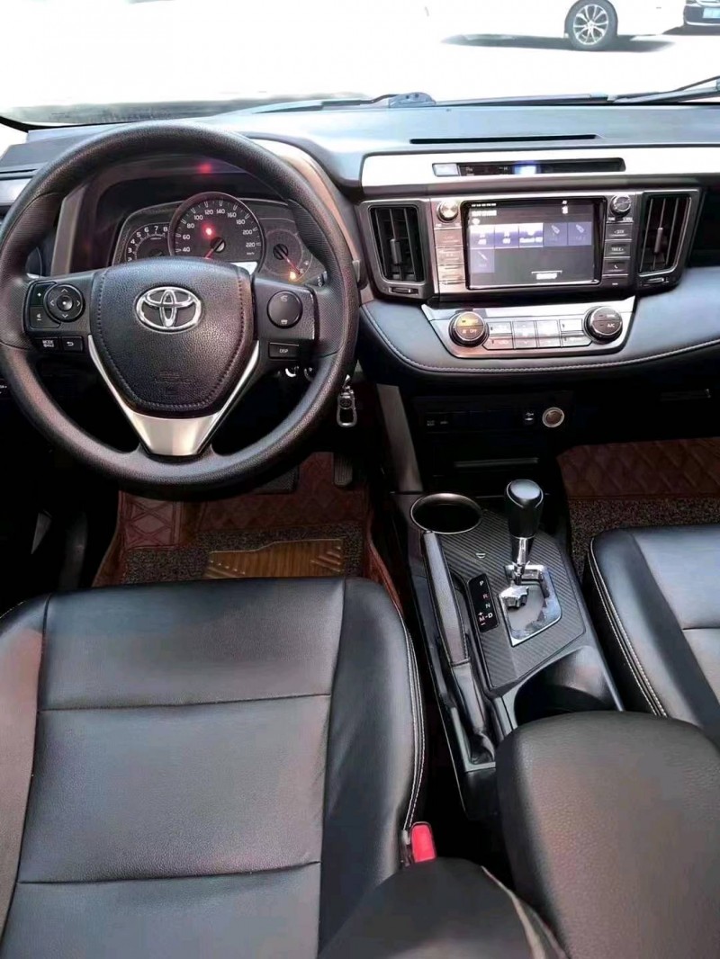 珠海16年丰田RAV4荣放9