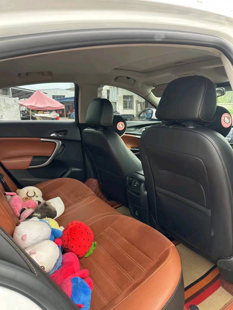 徐州16年别克君威4