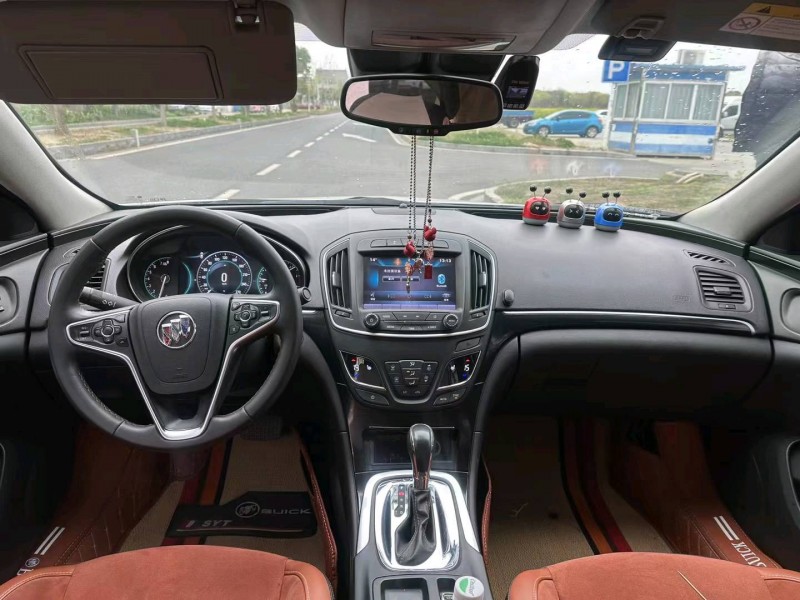 徐州16年别克君威7