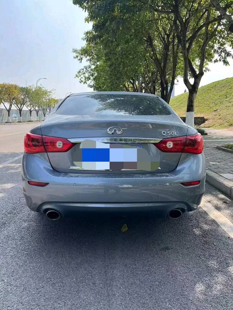 重庆15年英菲尼迪Q50L3