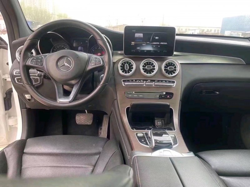 邯郸19年奔驰GLC3