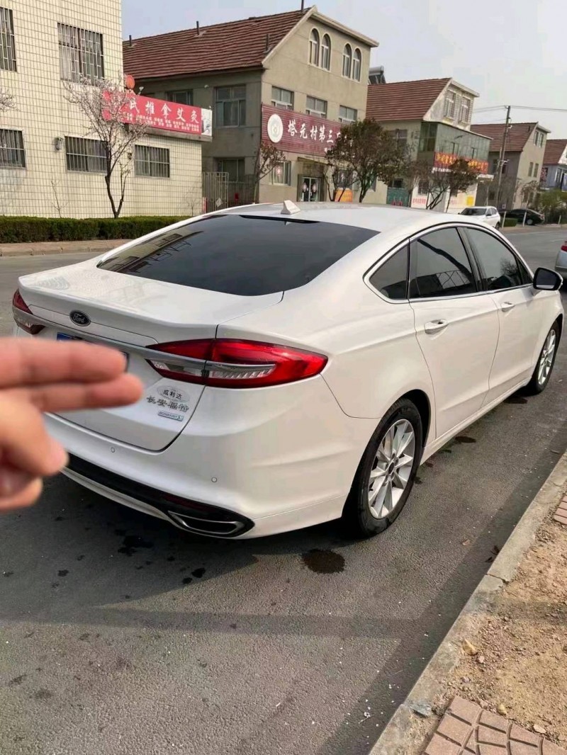 青岛18年福特蒙迪欧3