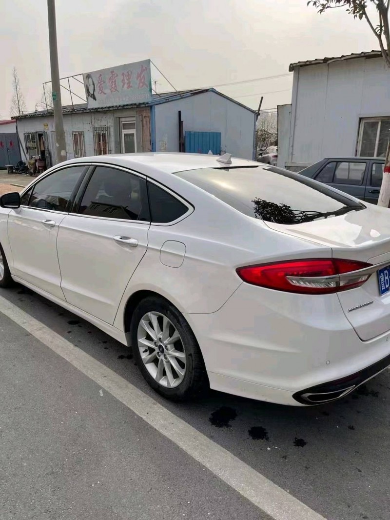 青岛18年福特蒙迪欧4