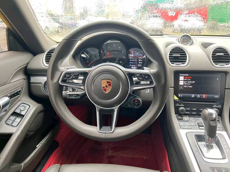 佛山18年保时捷7187