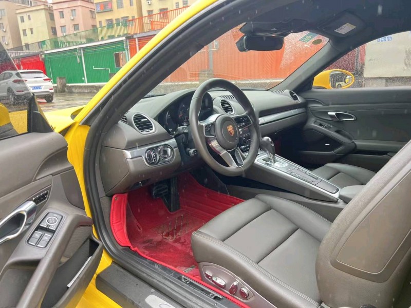 佛山18年保时捷7188