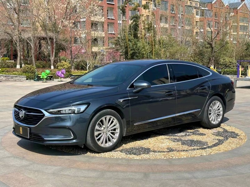 青岛19年别克君越2