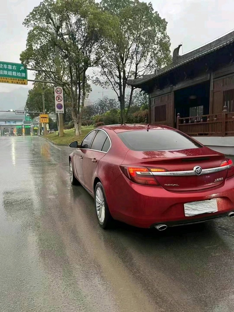 重庆14年别克君威4