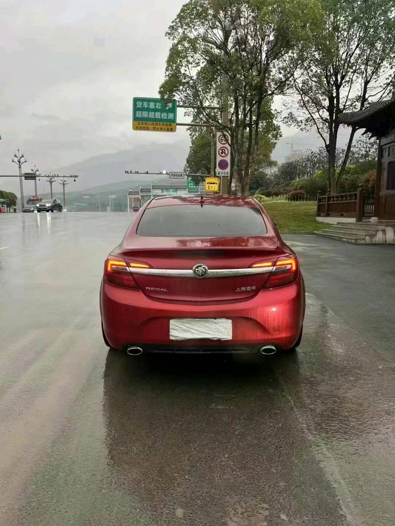 重庆14年别克君威9