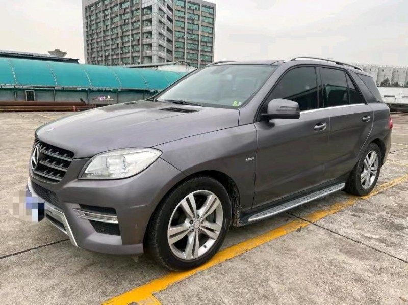 东莞12年奔驰ML2