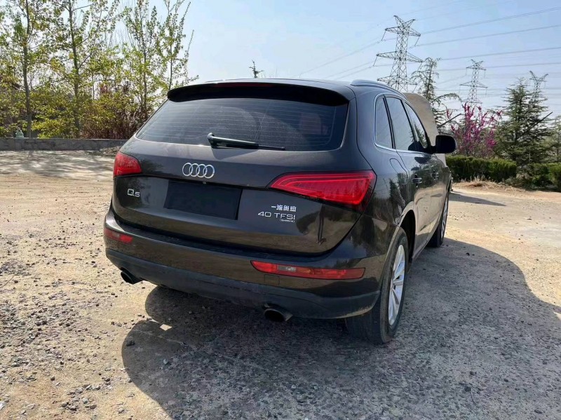 济南14年奥迪Q57