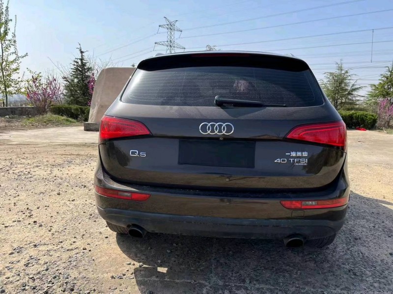 济南14年奥迪Q59