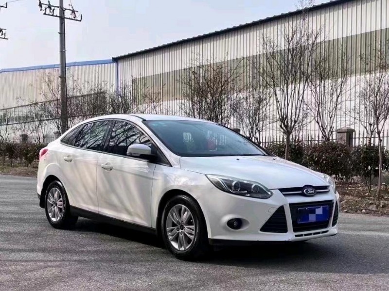 青岛14年福特福克斯2