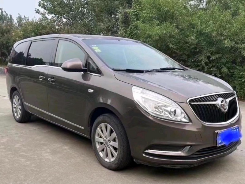 青岛18年别克GL82