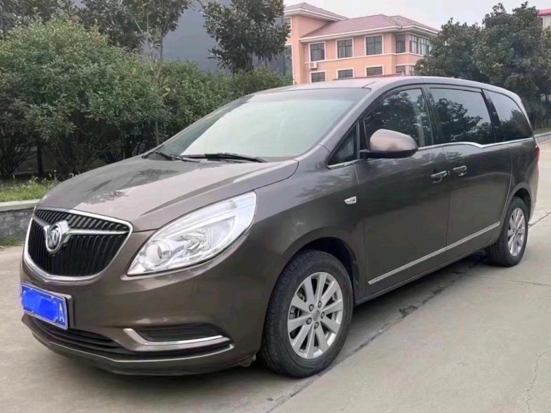 青岛18年别克GL83