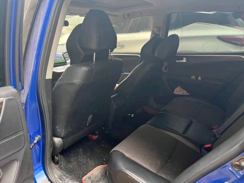 济宁18年本田杰德2