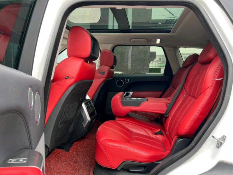 东莞17年路虎揽胜运动4