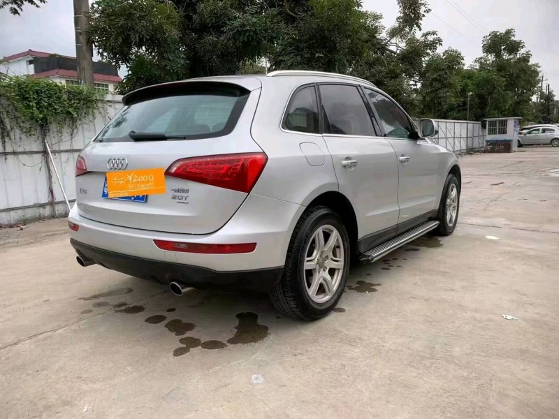 广州10年奥迪Q59