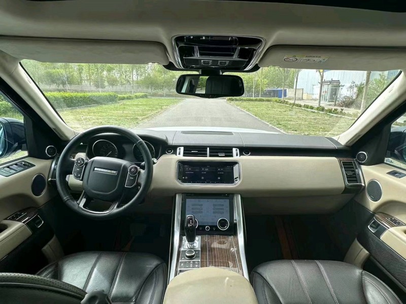 淄博14年路虎揽胜运动7