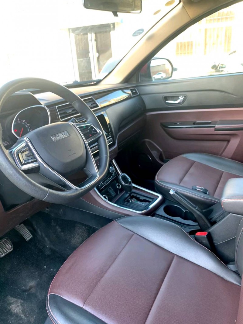 保定18年力帆汽车迈威5