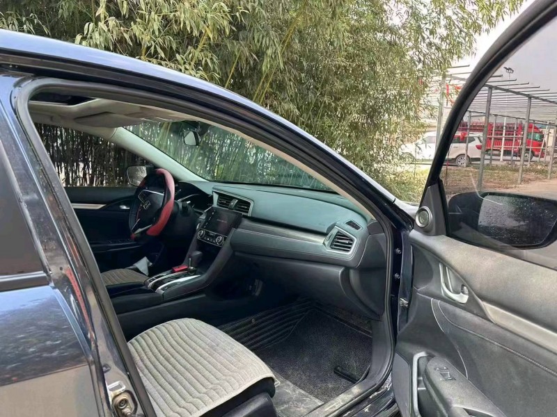 鹤壁20年本田思域6