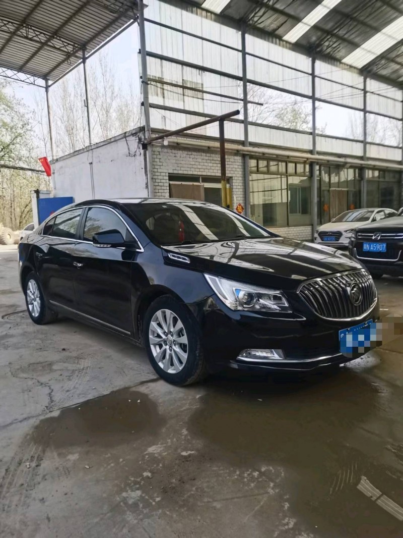 保定15年别克君越2