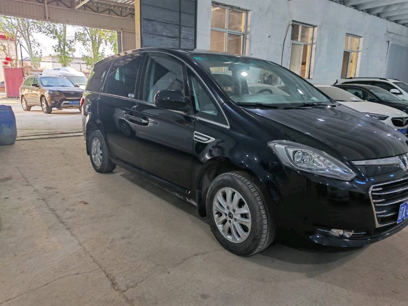 保定17年纳智捷大7 MPV2