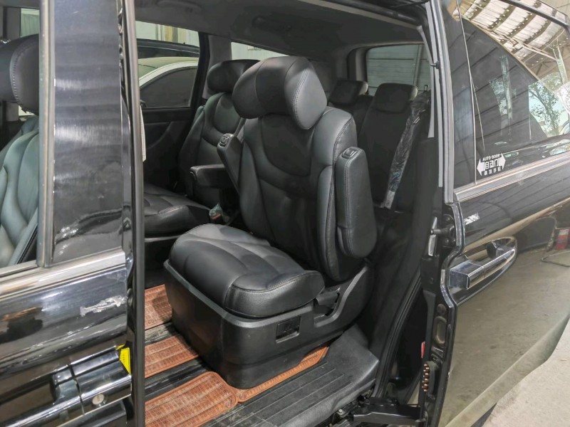 保定17年纳智捷大7 MPV4