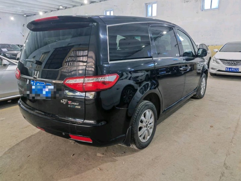 保定17年纳智捷大7 MPV8