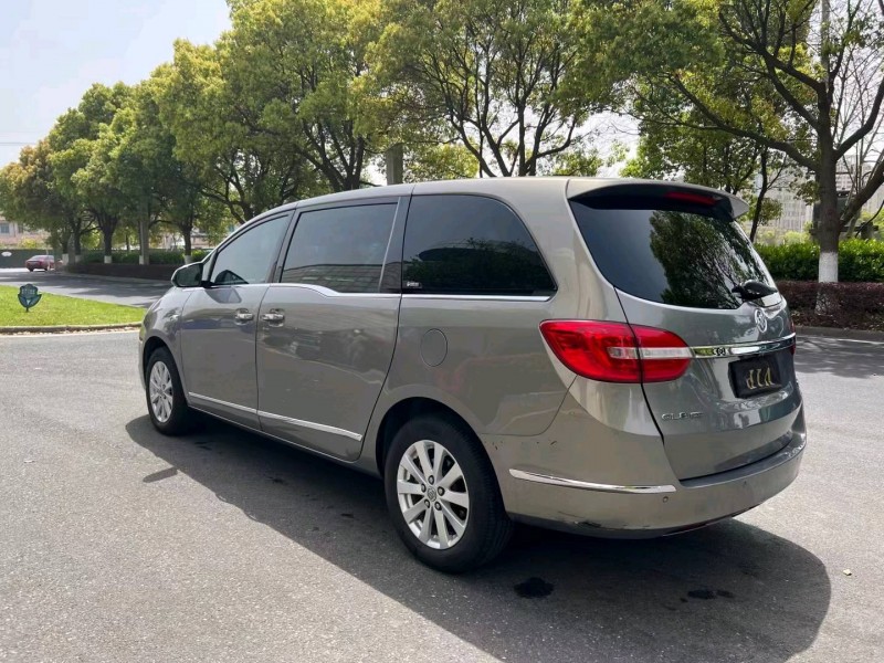 苏州18年别克GL87