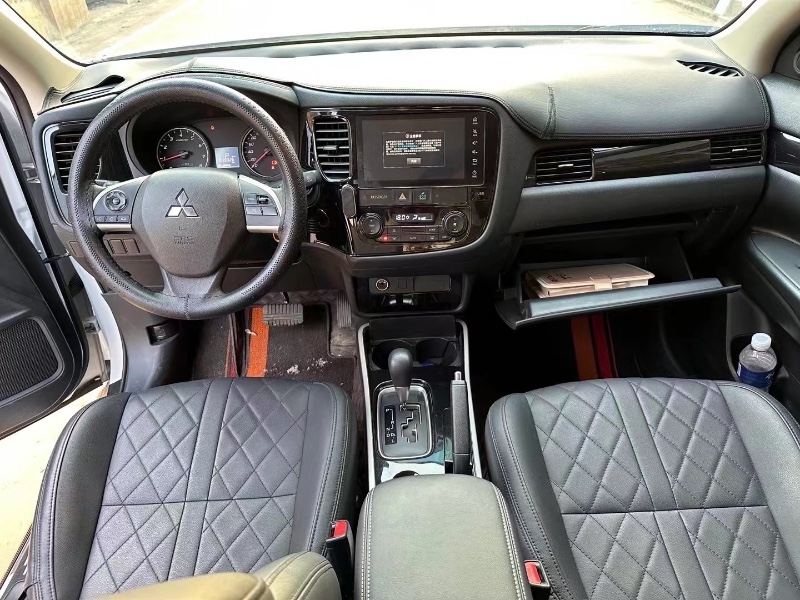 邢台22年三菱欧蓝德6