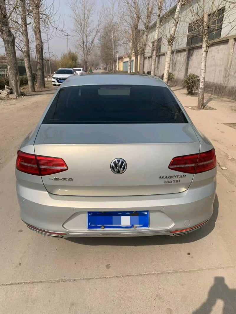 保定17年大众迈腾9