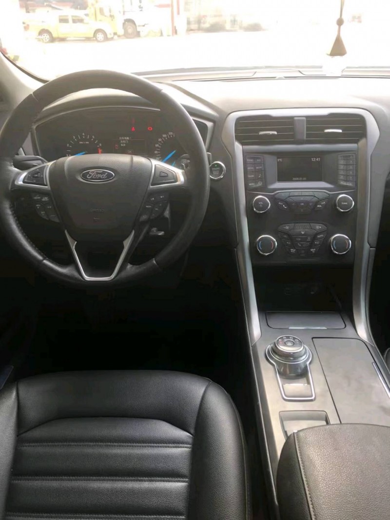 保定19年福特蒙迪欧5