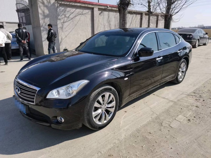 保定14年英菲尼迪Q702