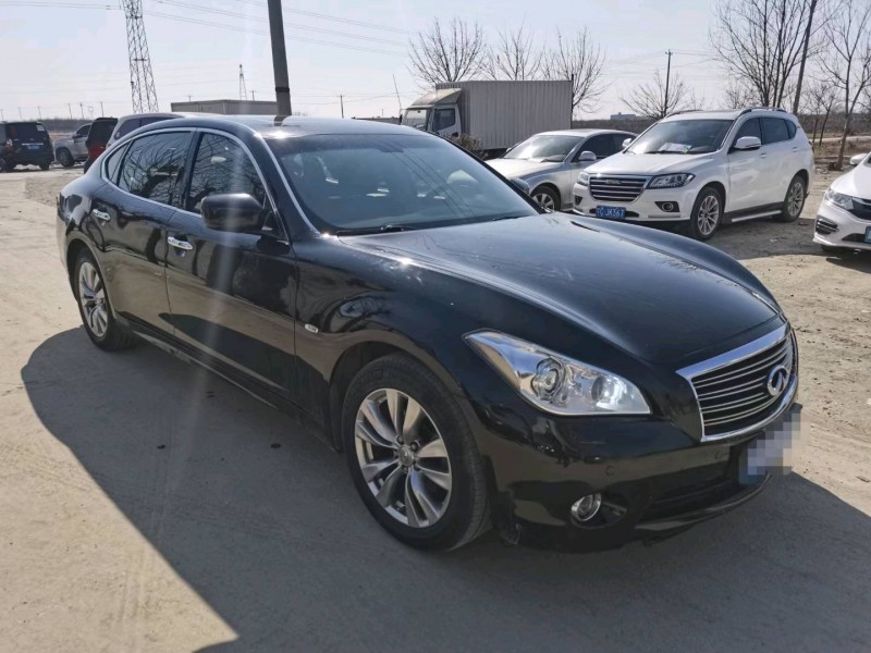 保定14年英菲尼迪Q703