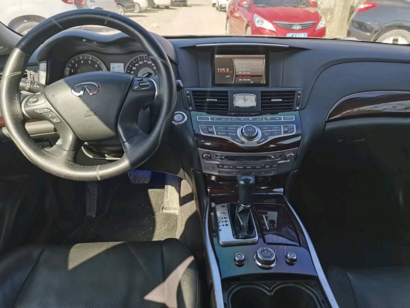 保定14年英菲尼迪Q706