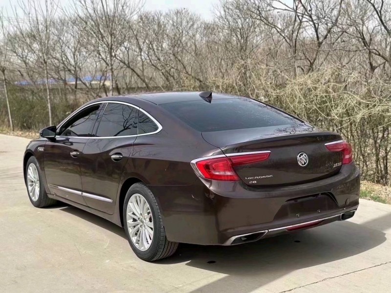 淄博16年别克君越8