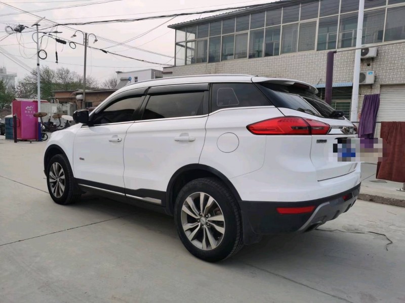 保定16年吉利博越8