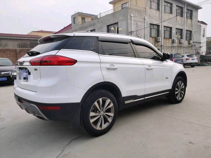 保定16年吉利博越7