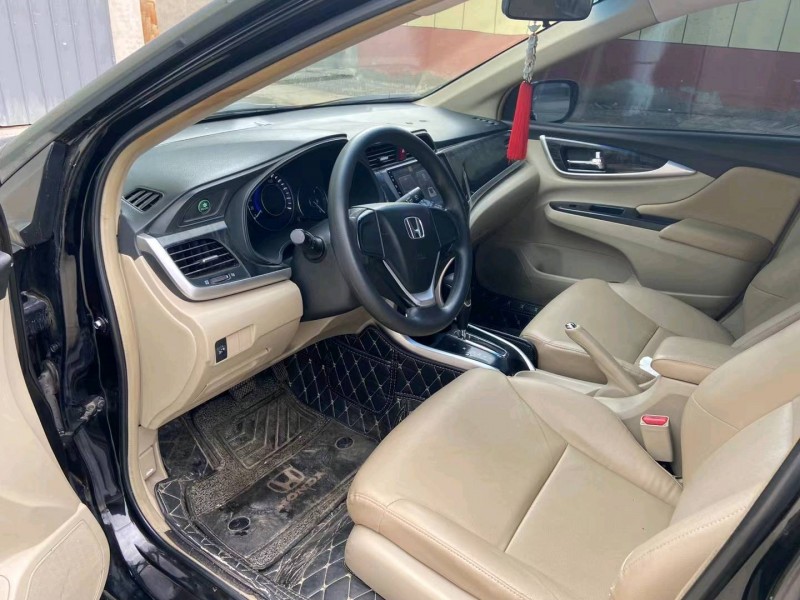 保定14年本田凌派7