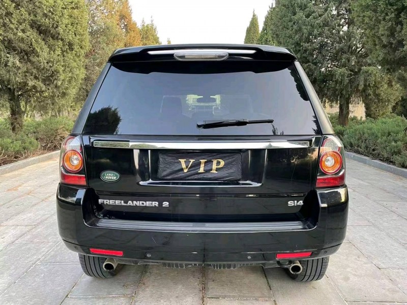 青岛14年路虎神行者3