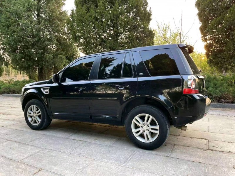 青岛14年路虎神行者4