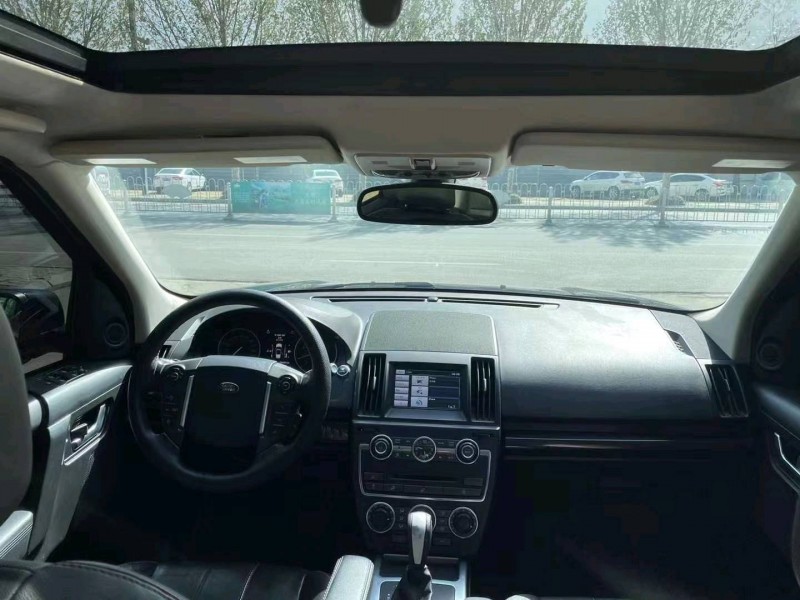 青岛14年路虎神行者9