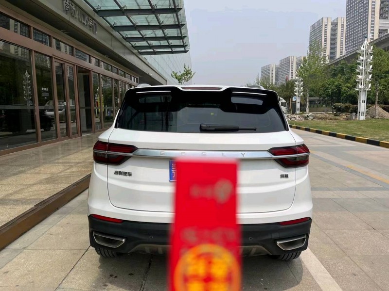武汉19年吉利缤越4