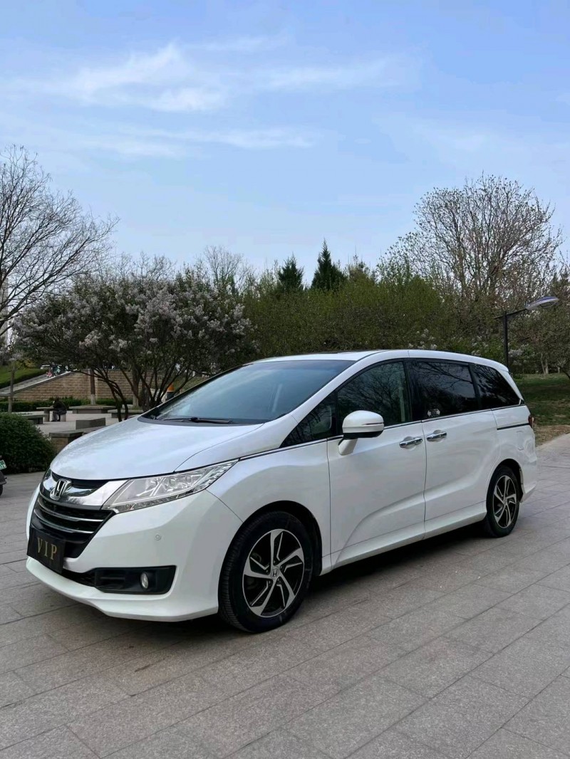 保定15年本田奥德赛2